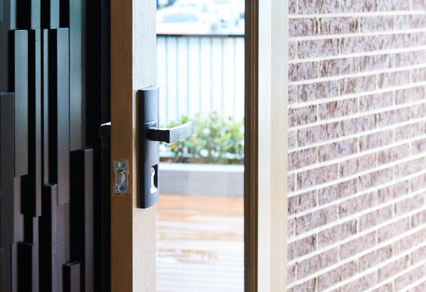 Trilock Contemporary Lever Entrance Set in Matt Black